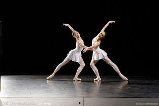 成人跳舞怎么锻炼好视频,跟随成人跳舞视频高效塑形